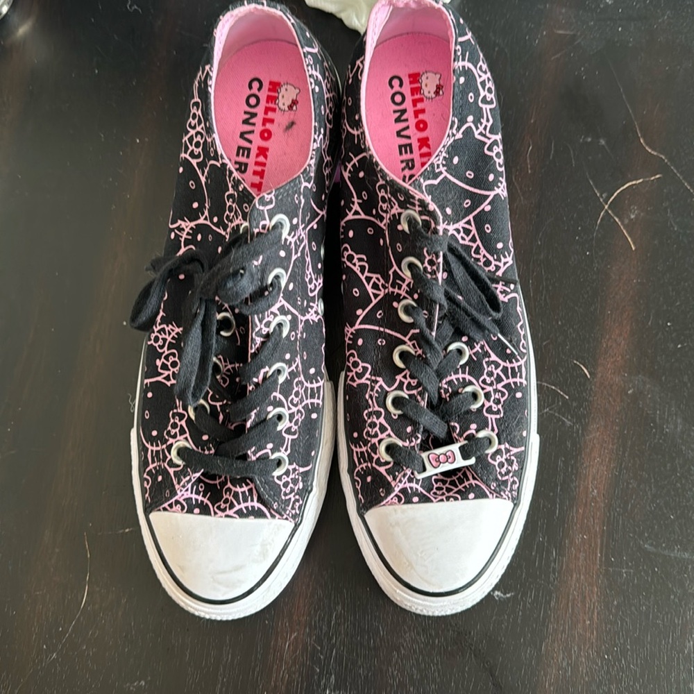 Converse hello Kitty platform shoes only worn twice
